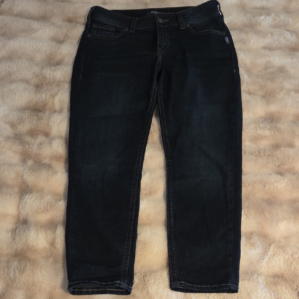 Silver Jeans Women's Dark Wash Cropped Jeans